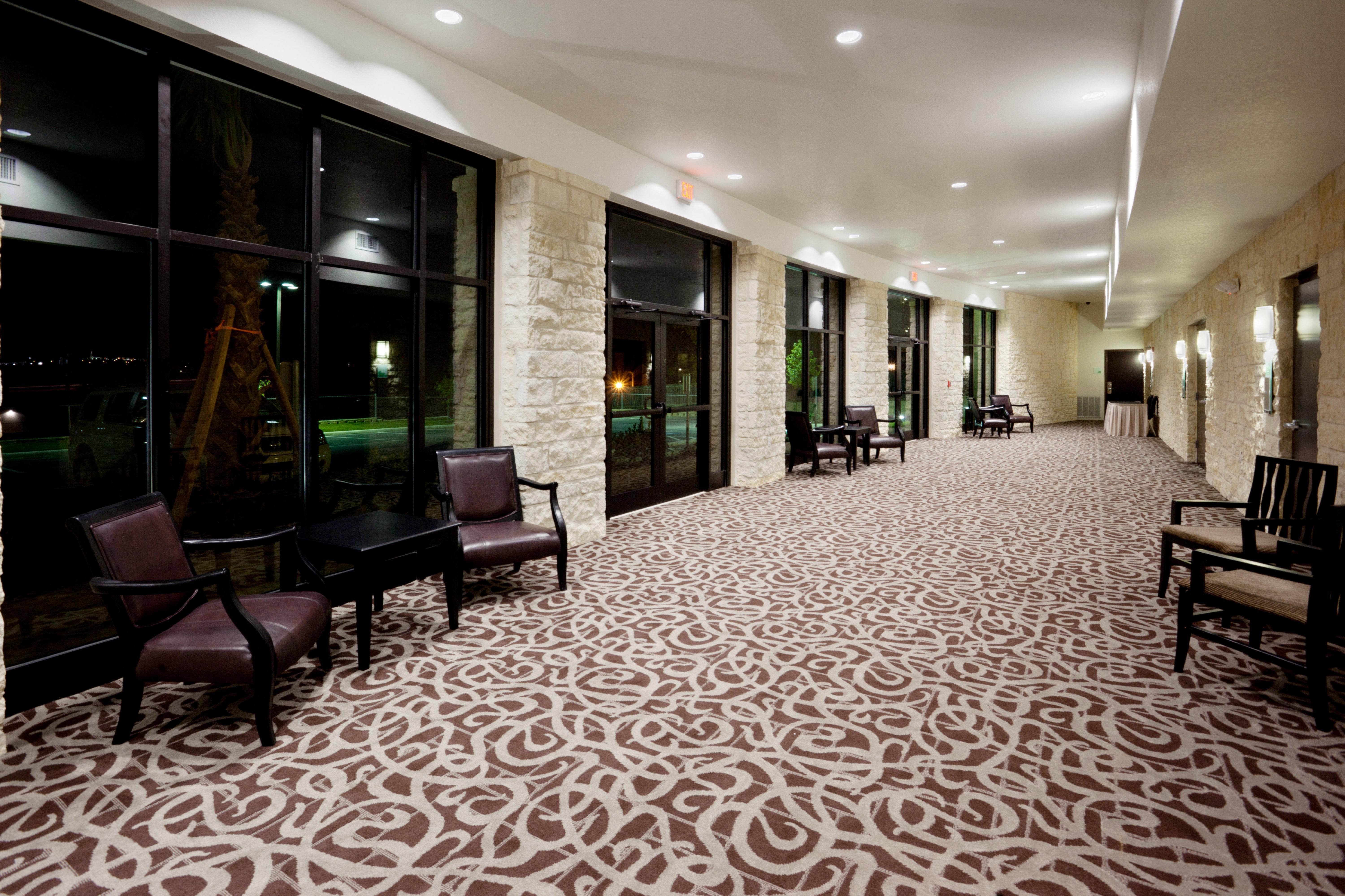 Holiday North Stone Oak Area By Ihg Hotel